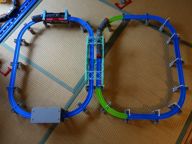 3歳児が作った複線大鉄橋レイアウト